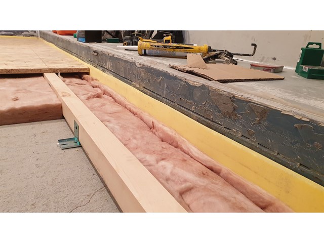 AkustikSylomer-Floor-Mount_1